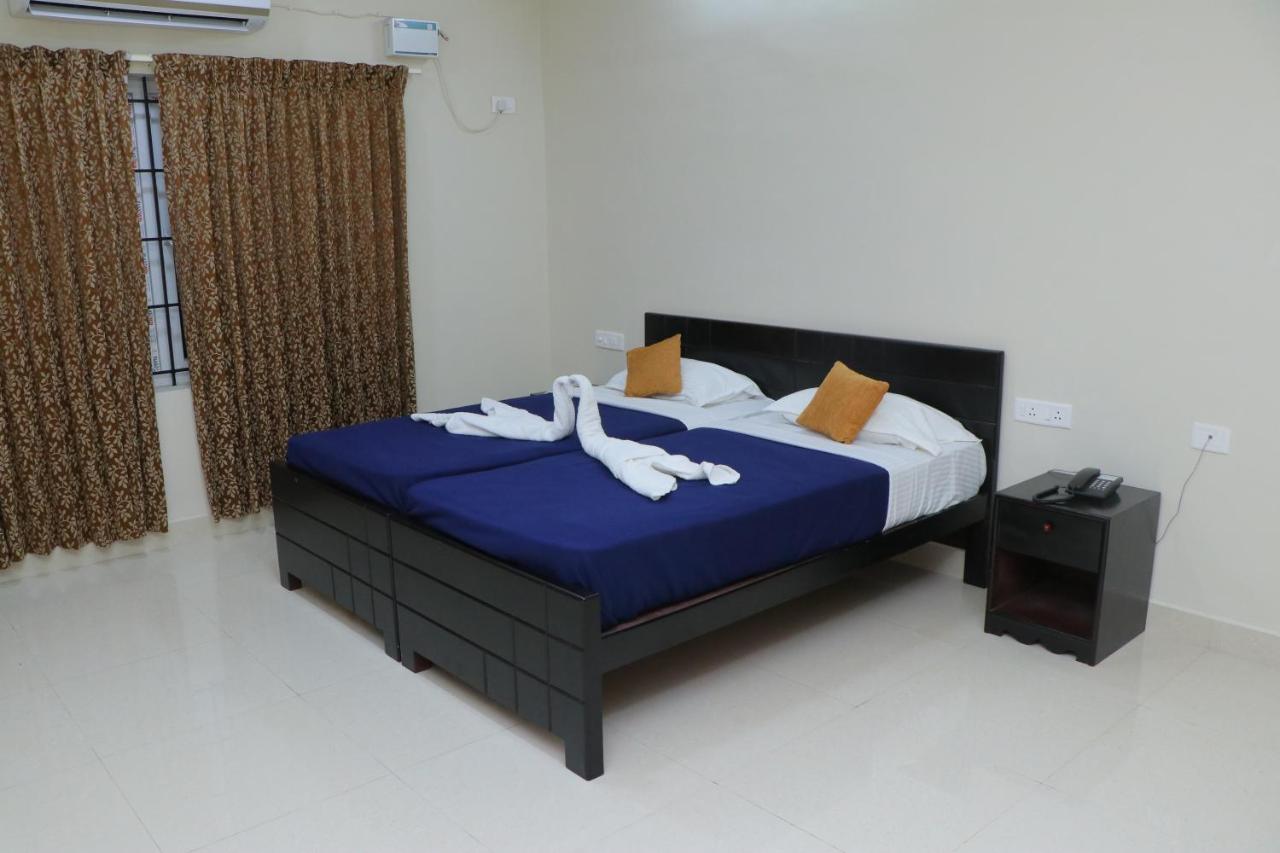 Hotel Tamilnadu -Trichy Tiruchirappalli Esterno foto